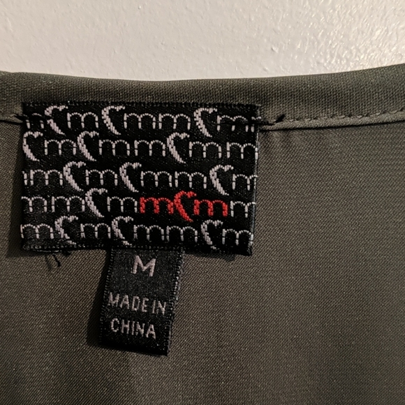 Top - Picture 4 of 4